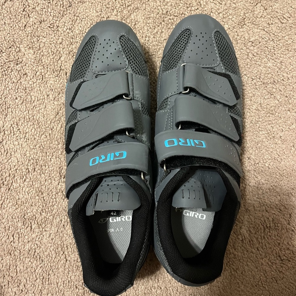 Spin/indoor cycling shoes